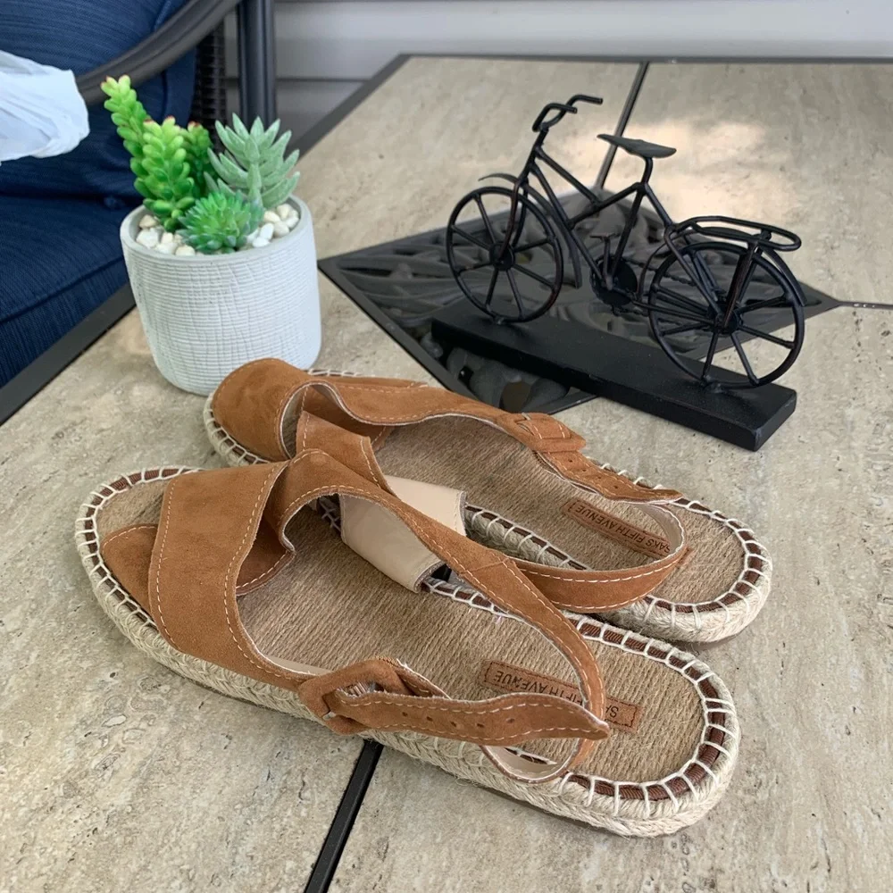 Saks Fifth Avenue Tan Espadrilles-size 11